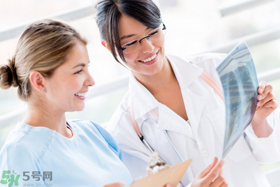 胸透主要檢查什么？男性和女性分別胸透后多久可以要孩子？