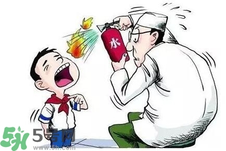 慢性咽炎的發(fā)病因素？慢性咽炎的并發(fā)癥有哪些？