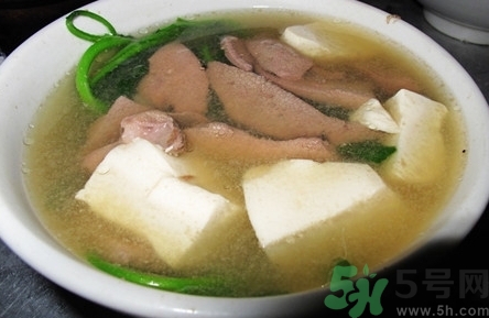 豬肝可以和豆腐一起吃嗎?豬肝能和豆腐同吃嗎?