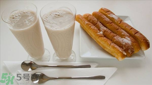 早上喝豆奶好嗎？晚上喝豆奶好嗎？