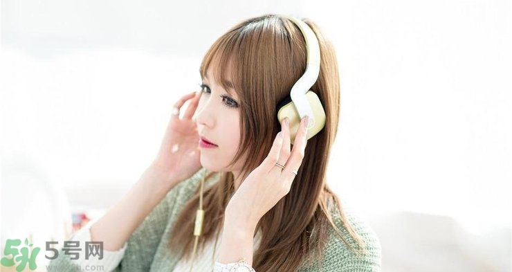 美瞳怎么分左右眼？戴美瞳能睡覺嗎？