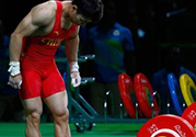 諶利軍舉重棄權(quán) 舉重為什么容易腿抽筋？