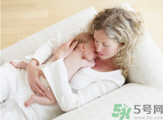 多少歲算高齡產(chǎn)婦？高齡產(chǎn)婦順產(chǎn)好還是剖腹產(chǎn)好？