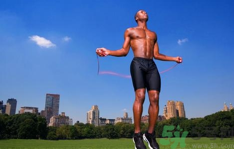 跳繩能瘦腿嗎?跳繩瘦腿的正確方法 跳繩能瘦腿嗎?跳繩瘦腿的正確方法