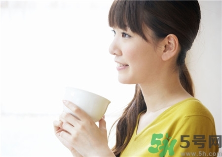 秋天喝什么茶最好?秋天喝茶的好處 秋天喝什么茶最好?秋天喝茶的好處