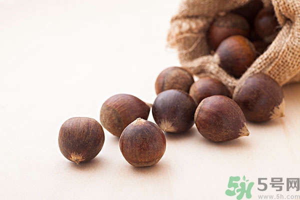 女人吃板栗好不好？男人吃板栗有什么好處？