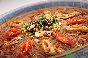 吃酸辣粉會(huì)長胖嗎?酸辣粉的熱量是多少 吃酸辣粉會(huì)長胖嗎?酸辣粉的熱量是多少