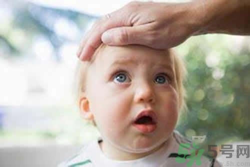 寶寶吃了退燒藥出汗是怎么回事？寶寶吃了退燒藥出汗怎么辦？