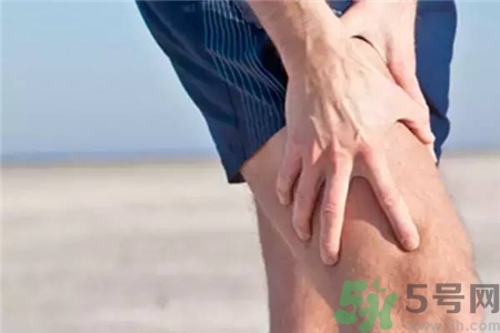 女白領(lǐng)夏天吹出滑膜炎,吹空調(diào)會(huì)得滑膜炎嗎? 女白領(lǐng)夏天吹出滑膜炎,吹空調(diào)會(huì)得滑膜炎嗎?