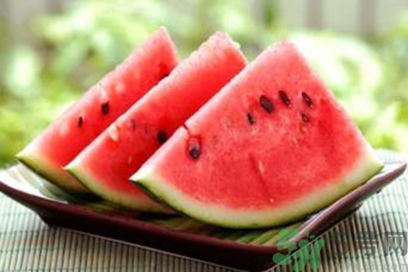 秋季為什么不能吃瓜？秋季吃瓜有什么危害？