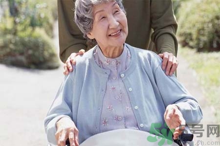 帕金森的易發(fā)人群有哪些？如何預(yù)防帕金森？