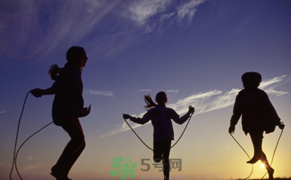 跳繩為什么會肚子疼?跳神肚子疼怎么辦 跳繩為什么會肚子疼?跳神肚子疼怎么辦