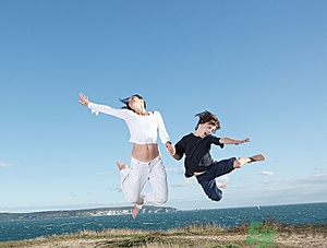 跳繩減肥快還是跑步減肥快？跳繩減肥最佳時(shí)間是什么時(shí)候？