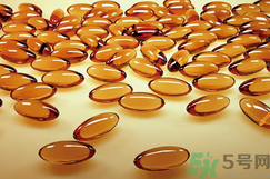 魚肝油可以和奶粉一起吃嗎？魚肝油怎么給寶寶吃？