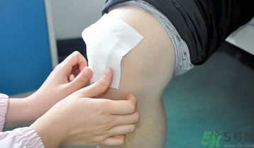 下雨天關(guān)節(jié)痛是怎么回事？下雨天關(guān)節(jié)疼痛是風(fēng)濕性關(guān)節(jié)炎嗎？