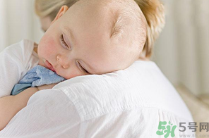 寶寶秋季腹瀉有哪些癥狀？寶寶秋季腹瀉的食譜推薦