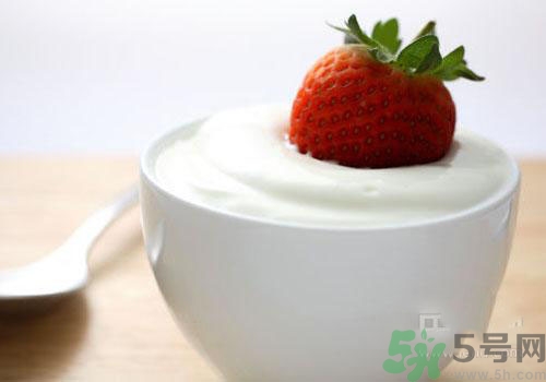 酸奶脹氣能喝嗎？酸奶脹袋能喝嗎？