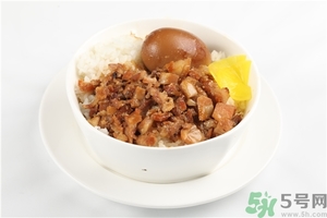 吃鹵蛋會(huì)胖嗎?一個(gè)鹵蛋的熱量是多少 吃鹵蛋會(huì)胖嗎?一個(gè)鹵蛋的熱量是多少