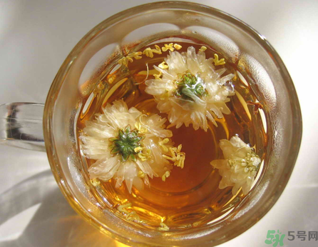 羅漢果可以和菊花一起泡水喝嗎？羅漢果菊花茶的做法及營養(yǎng)價(jià)值