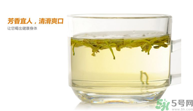 金銀花可以和羅漢果一起泡水喝嗎？羅漢果金銀花茶功效及做法