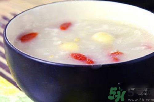 秋天喝什么粥比較好？秋天喝粥的好處