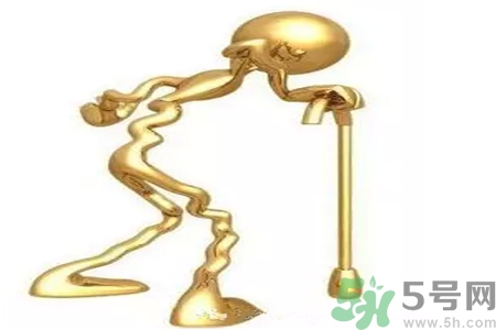 預防骨病需要注意哪些姿勢？秋季預防骨病的方法有哪些？