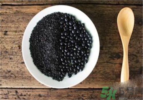 眼睛干澀吃什么好？眼睛疲勞吃什么好？