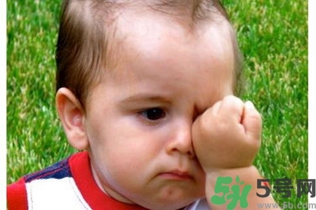 寶寶為什么會感染紅眼??？寶寶患紅眼病如何治療？