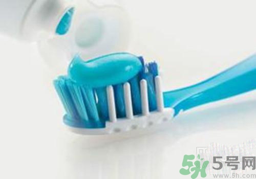 牙齒矯正后怎么刷牙？牙齒矯正后注意事項