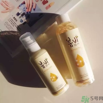 春雨水乳好用嗎？春雨蜂蜜水乳怎么樣？