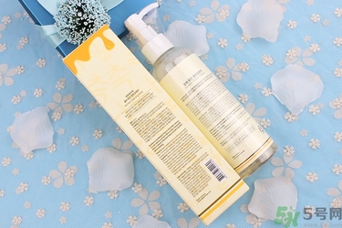 春雨卸妝水好用嗎？春雨卸妝水怎么使用？