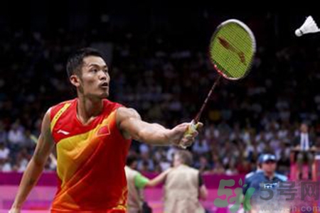 打羽毛球傷腰嗎？腰痛可以打羽毛球嗎？