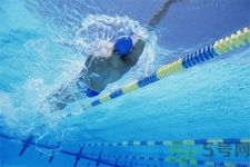 兒童幾歲可以學(xué)游泳？兒童學(xué)游泳最佳年齡是多少？