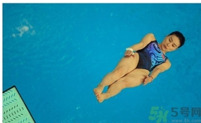 跳水會(huì)受傷嗎？跳水對(duì)身體有什么危害？