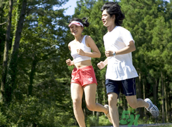 秋天鼻炎犯了怎么辦？如何正確預(yù)防秋季鼻炎？