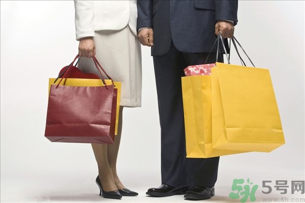 老想買衣服怎么辦？總是想買衣服怎么辦？