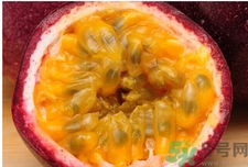 百香果的籽能吃嗎?吃百香果要吐籽嗎? 百香果的籽能吃嗎?吃百香果要吐籽嗎?