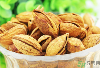 巴旦木是什么？吃巴旦木的好處和壞處 