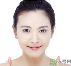 秋季用什么護(hù)膚品好？秋季護(hù)膚注意事項(xiàng)