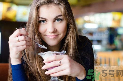 吃東西嘴巴苦是怎么回事？吃東西嘴巴苦是什么原因？