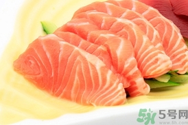 三文魚的營(yíng)養(yǎng)價(jià)值 三文魚的功效與作用及食用方法