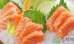 三文魚的營(yíng)養(yǎng)價(jià)值 三文魚的功效與作用及食用方法