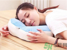 飯后午睡會胖嗎？午飯后睡覺有什么危害？