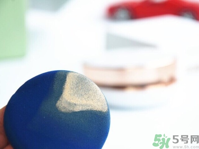 age20s粉底霜怎么用？愛紀(jì)二十粉底霜使用方法