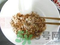 五仁月餅是哪五仁？五仁月餅是哪五種材料？