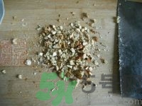 五仁月餅是哪五仁？五仁月餅是哪五種材料？