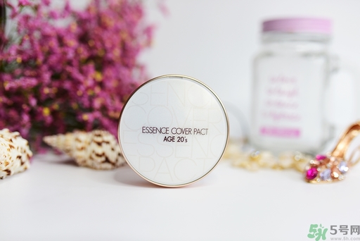 age20s粉底霜粉色和白色有什么區(qū)別？