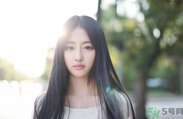 17歲女生下面很癢是為什么？高中女生下面很癢是怎么回事？