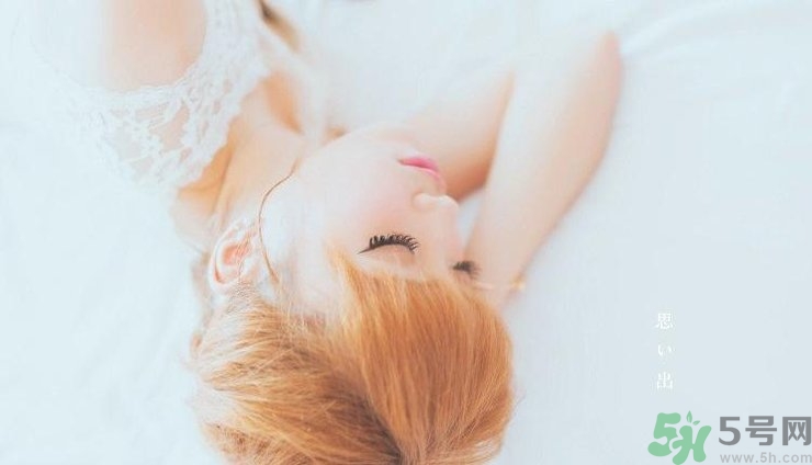 19歲男生身高體重標(biāo)準(zhǔn)是多少？19歲女生的標(biāo)準(zhǔn)身高體重是多少？