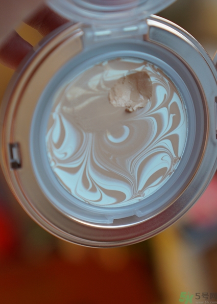 age20s粉底霜怎么樣？age20s粉底霜好用嗎？